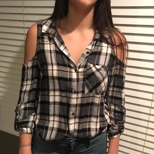 FLANNEL SHIRT OPEN SHOULDERS